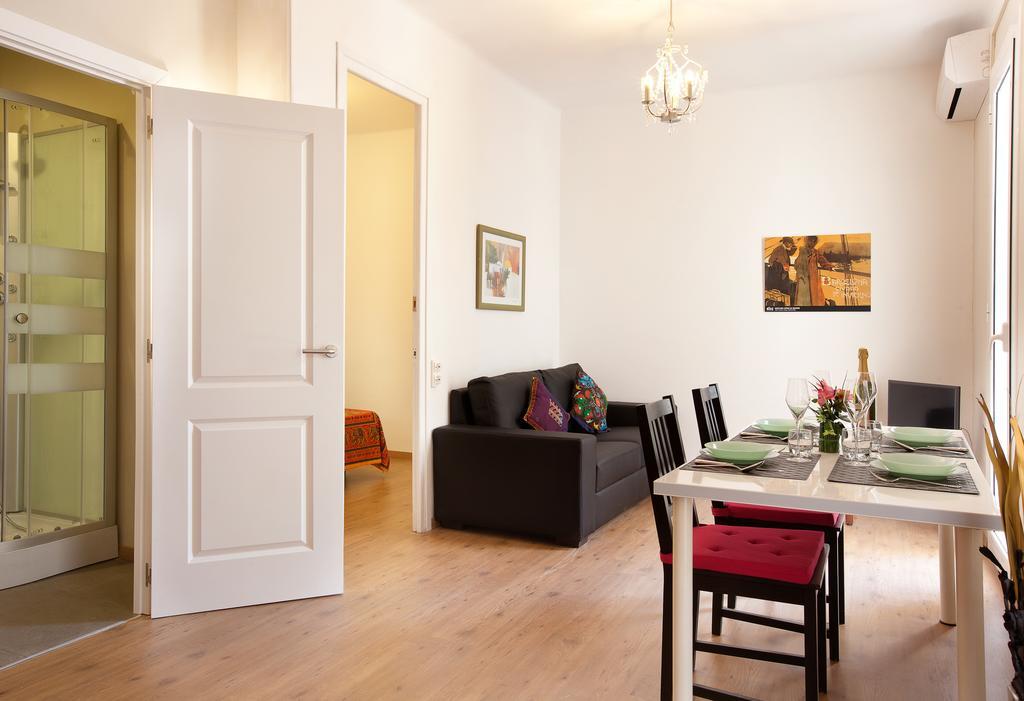 Centric Apartment El Molino Theater P1 Barcelona Bilik gambar