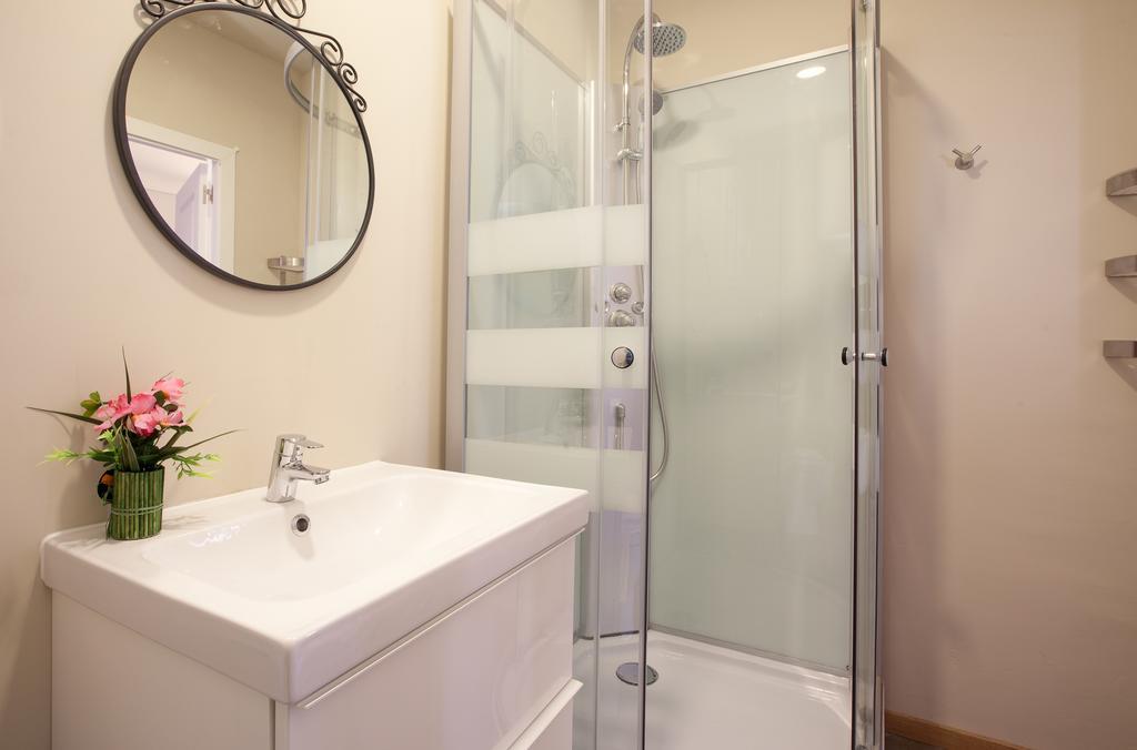 Centric Apartment El Molino Theater P1 Barcelona Bilik gambar
